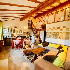 gite-de-la-salamandre.hotels-rhonealpes.com/